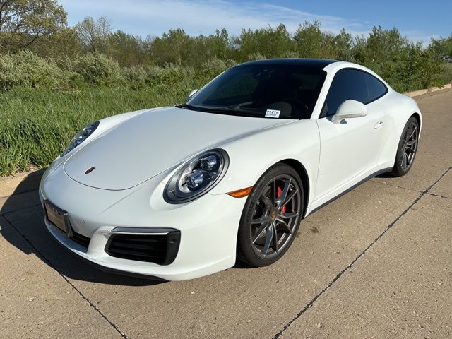 2019 Porsche 911 Carrera 4S