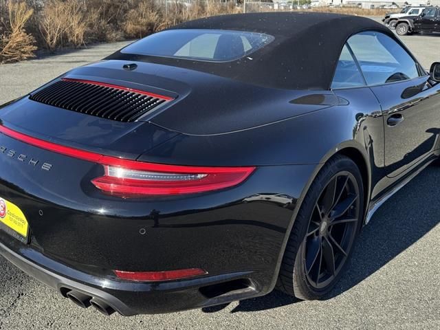 2019 Porsche 911 Carrera 4S