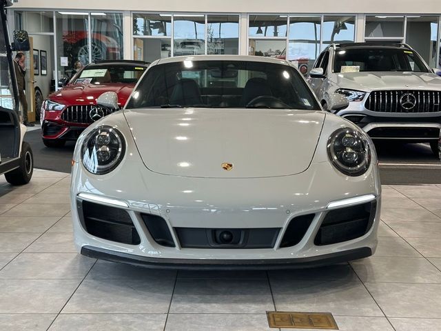 2019 Porsche 911 Carrera 4 GTS