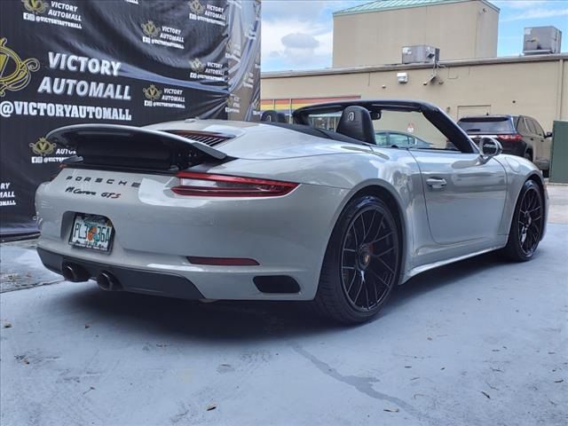 2019 Porsche 911 Carrera 4 GTS