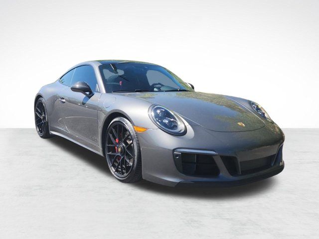 2019 Porsche 911 Carrera GTS