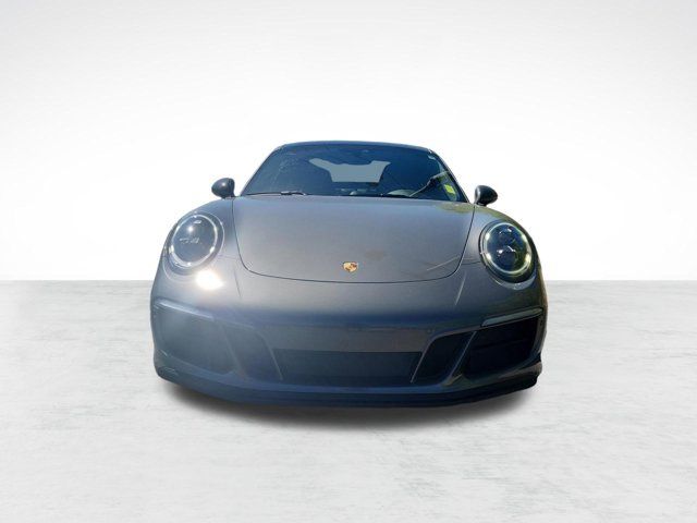 2019 Porsche 911 Carrera GTS