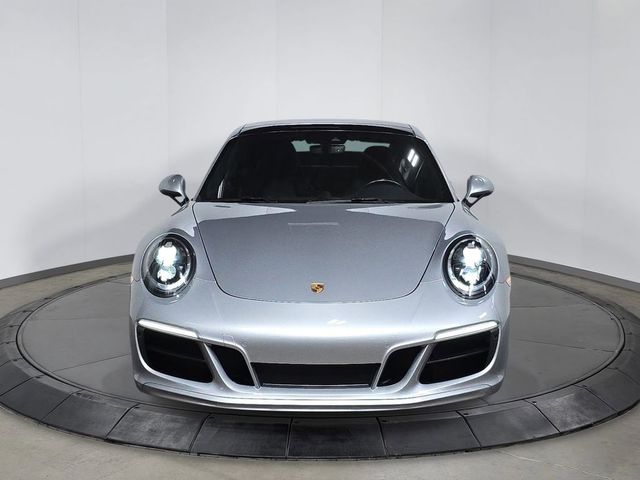 2019 Porsche 911 Carrera GTS