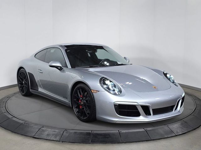 2019 Porsche 911 Carrera GTS