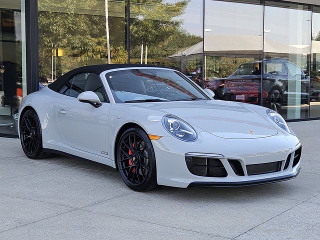 2019 Porsche 911 Carrera 4 GTS