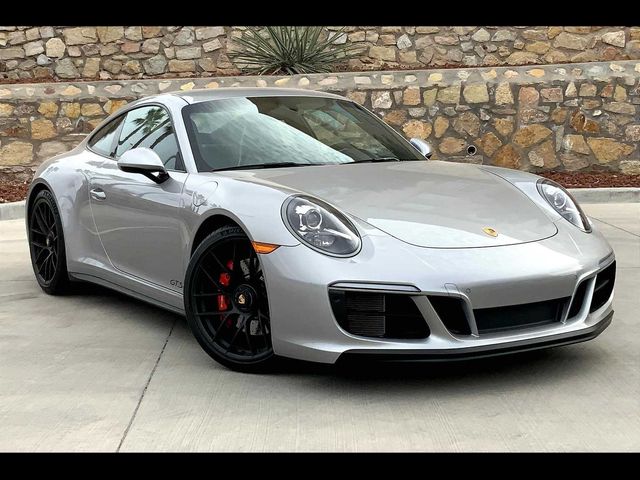 2019 Porsche 911 Carrera 4 GTS