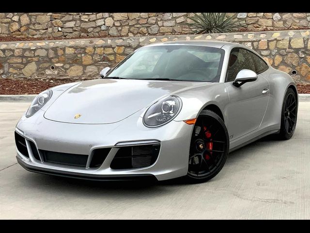 2019 Porsche 911 Carrera 4 GTS