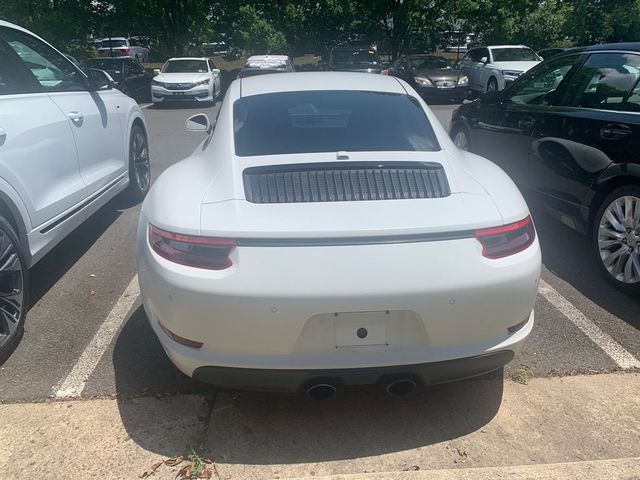 2019 Porsche 911 Carrera S