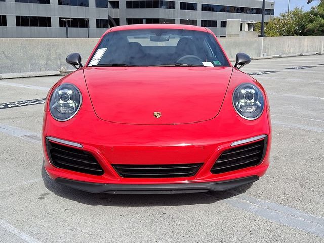 2019 Porsche 911 Carrera