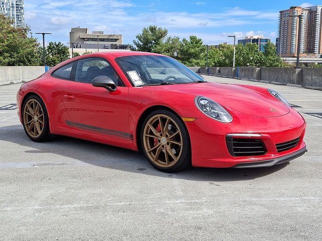 2019 Porsche 911 Carrera