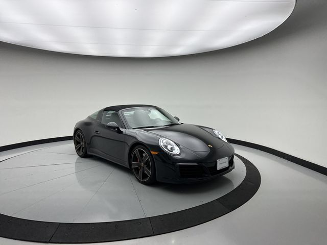 2019 Porsche 911 4S