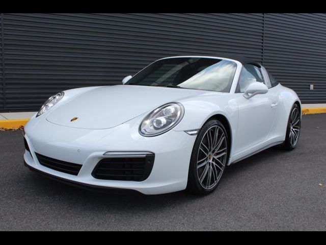 2019 Porsche 911 4S