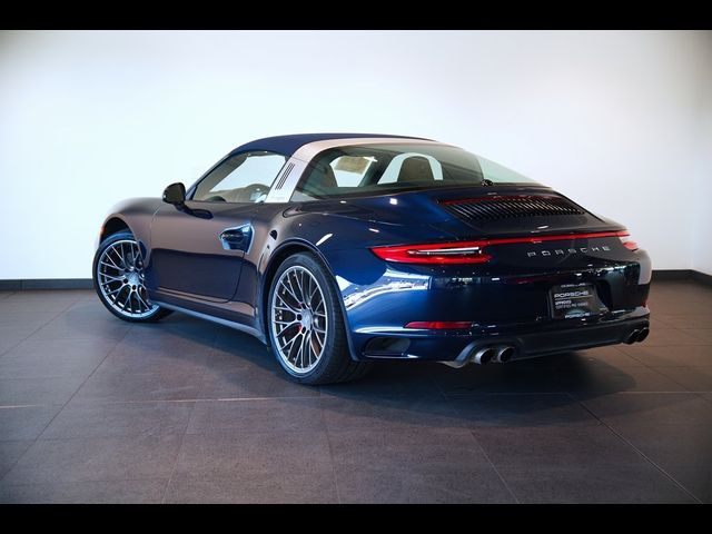 2019 Porsche 911 4S