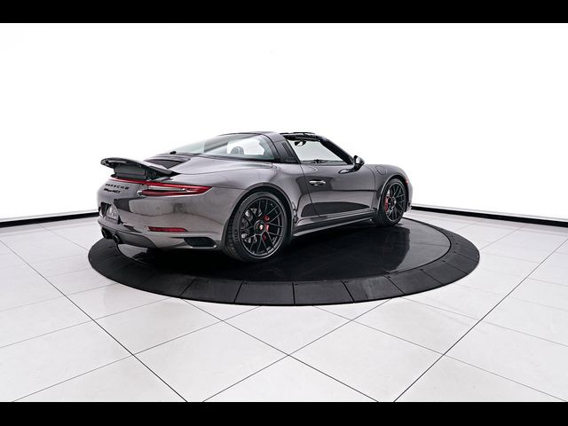 2019 Porsche 911 4 GTS