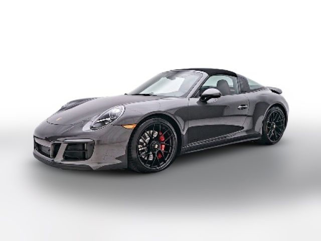 2019 Porsche 911 4 GTS