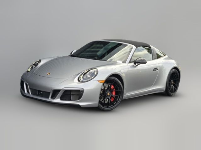 2019 Porsche 911 4 GTS