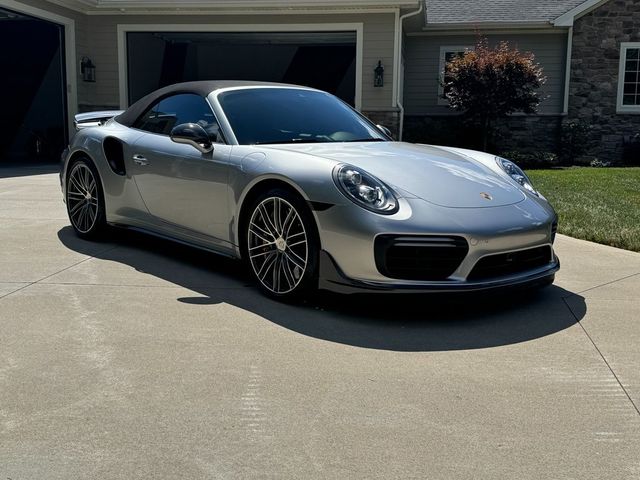 2019 Porsche 911 Turbo S