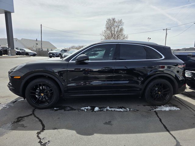 2019 Porsche Cayenne Base