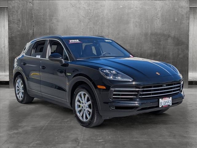 2019 Porsche Cayenne E-Hybrid Base