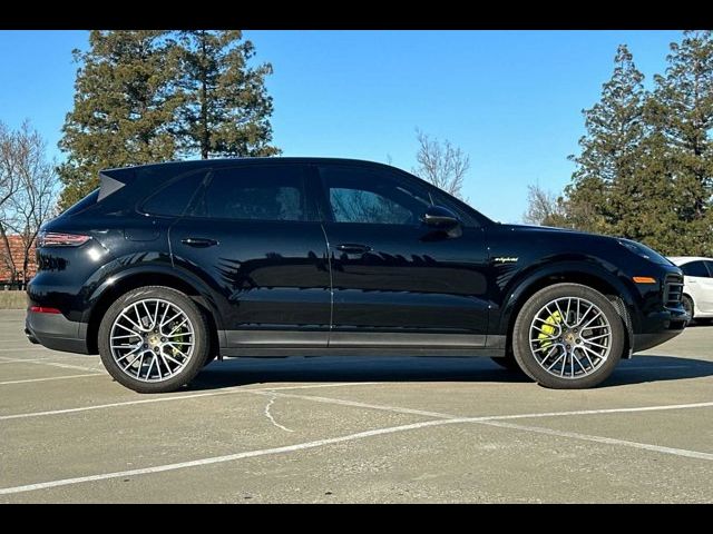 2019 Porsche Cayenne E-Hybrid Base