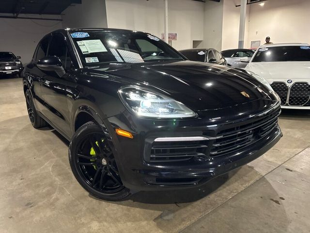 2019 Porsche Cayenne E-Hybrid Base