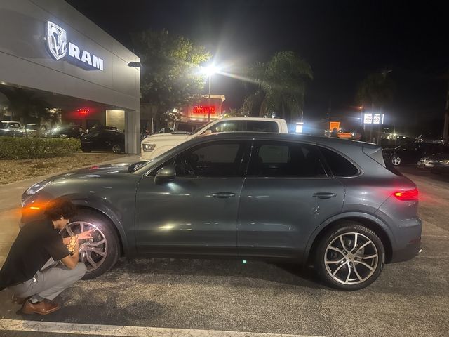 2019 Porsche Cayenne S