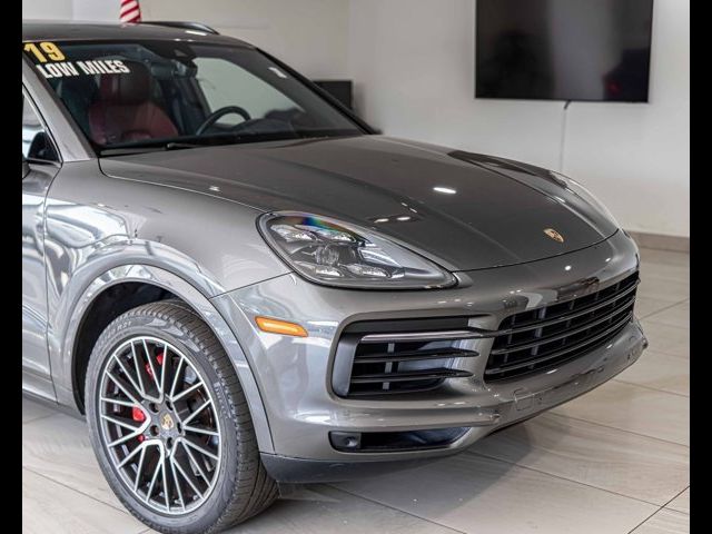 2019 Porsche Cayenne S