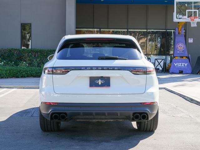 2019 Porsche Cayenne Base