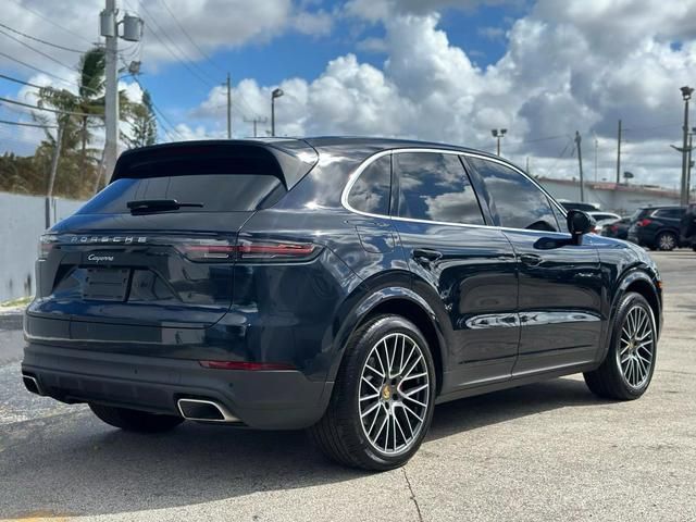 2019 Porsche Cayenne Base