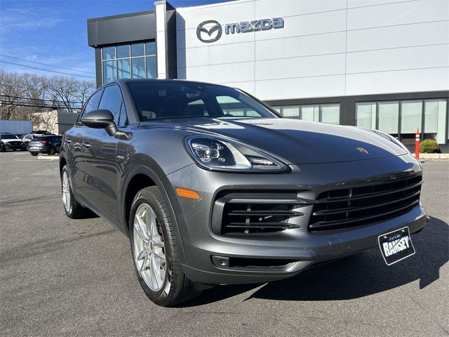 2019 Porsche Cayenne E-Hybrid Base