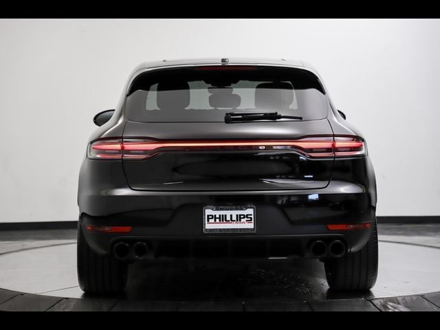 2019 Porsche Macan S