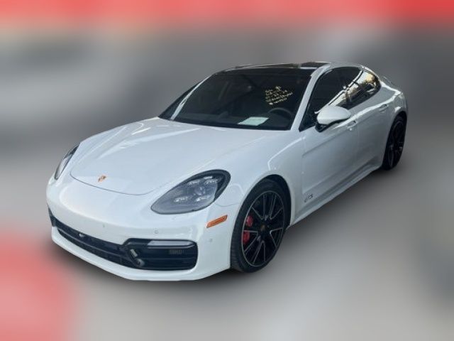 2019 Porsche Panamera GTS