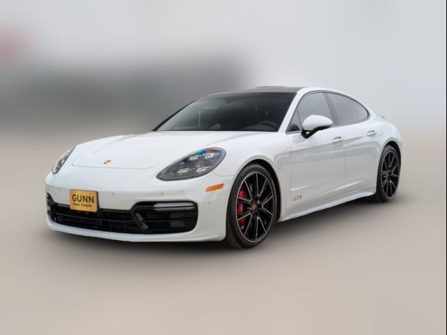 2019 Porsche Panamera GTS