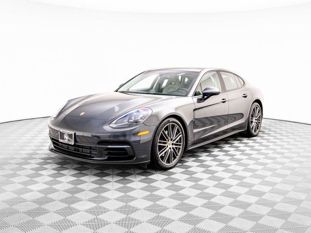 2019 Porsche Panamera 4