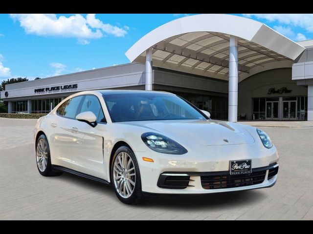 2019 Porsche Panamera 4