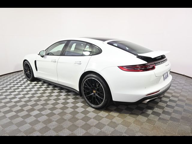 2019 Porsche Panamera 4