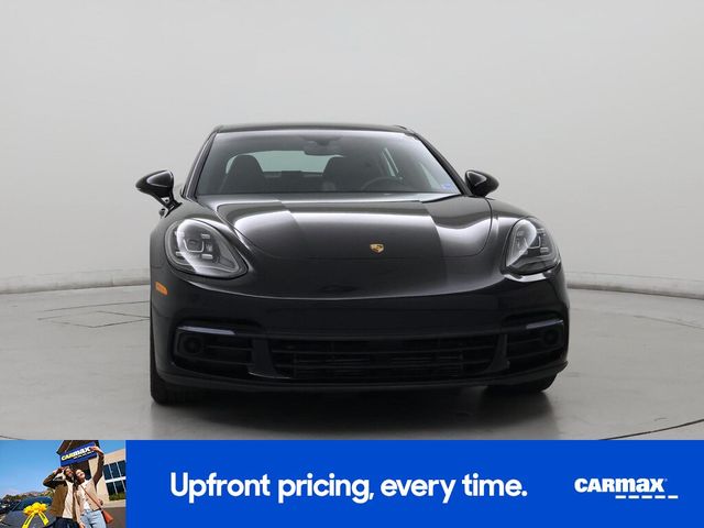 2019 Porsche Panamera 4