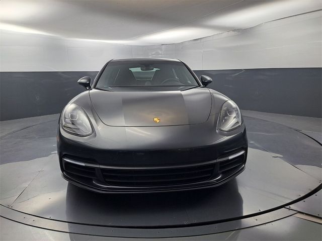 2019 Porsche Panamera 4