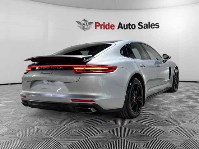 2019 Porsche Panamera 4
