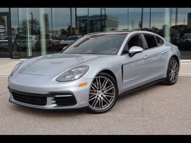 2019 Porsche Panamera Base