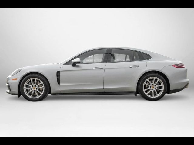 2019 Porsche Panamera 4