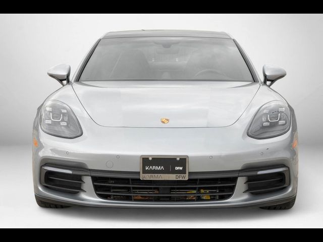 2019 Porsche Panamera 4