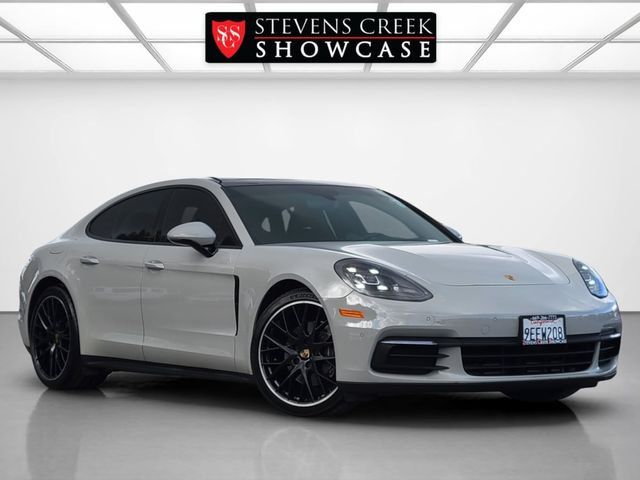 2019 Porsche Panamera Base