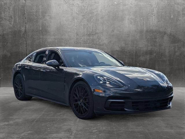 2019 Porsche Panamera Base