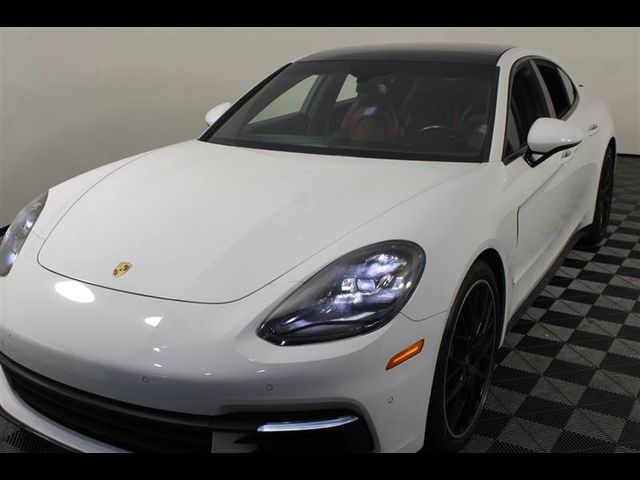 2019 Porsche Panamera