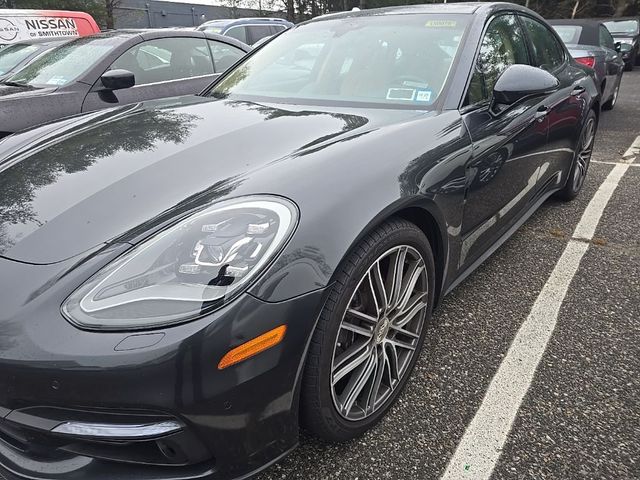 2019 Porsche Panamera Base