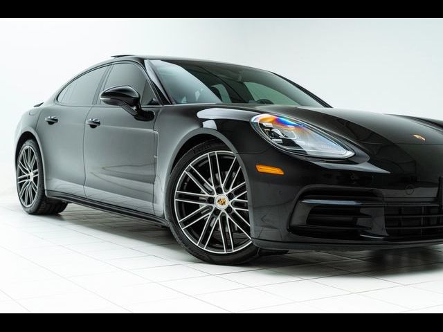 2019 Porsche Panamera Base