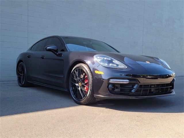 2019 Porsche Panamera GTS