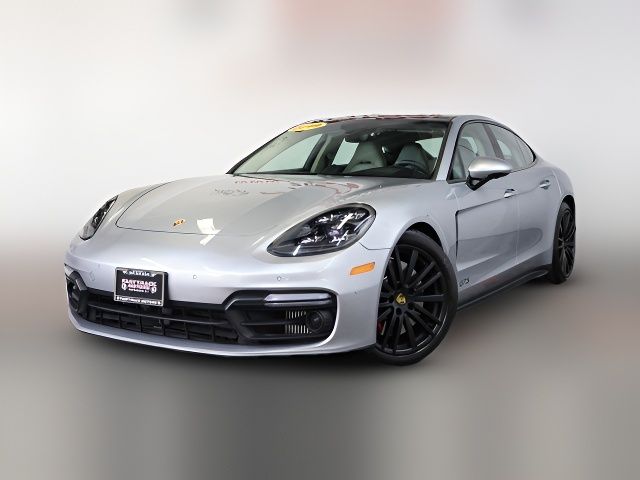 2019 Porsche Panamera GTS