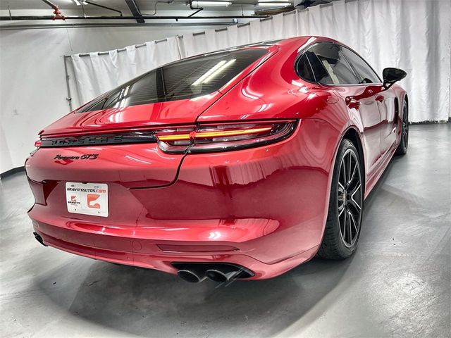 2019 Porsche Panamera GTS